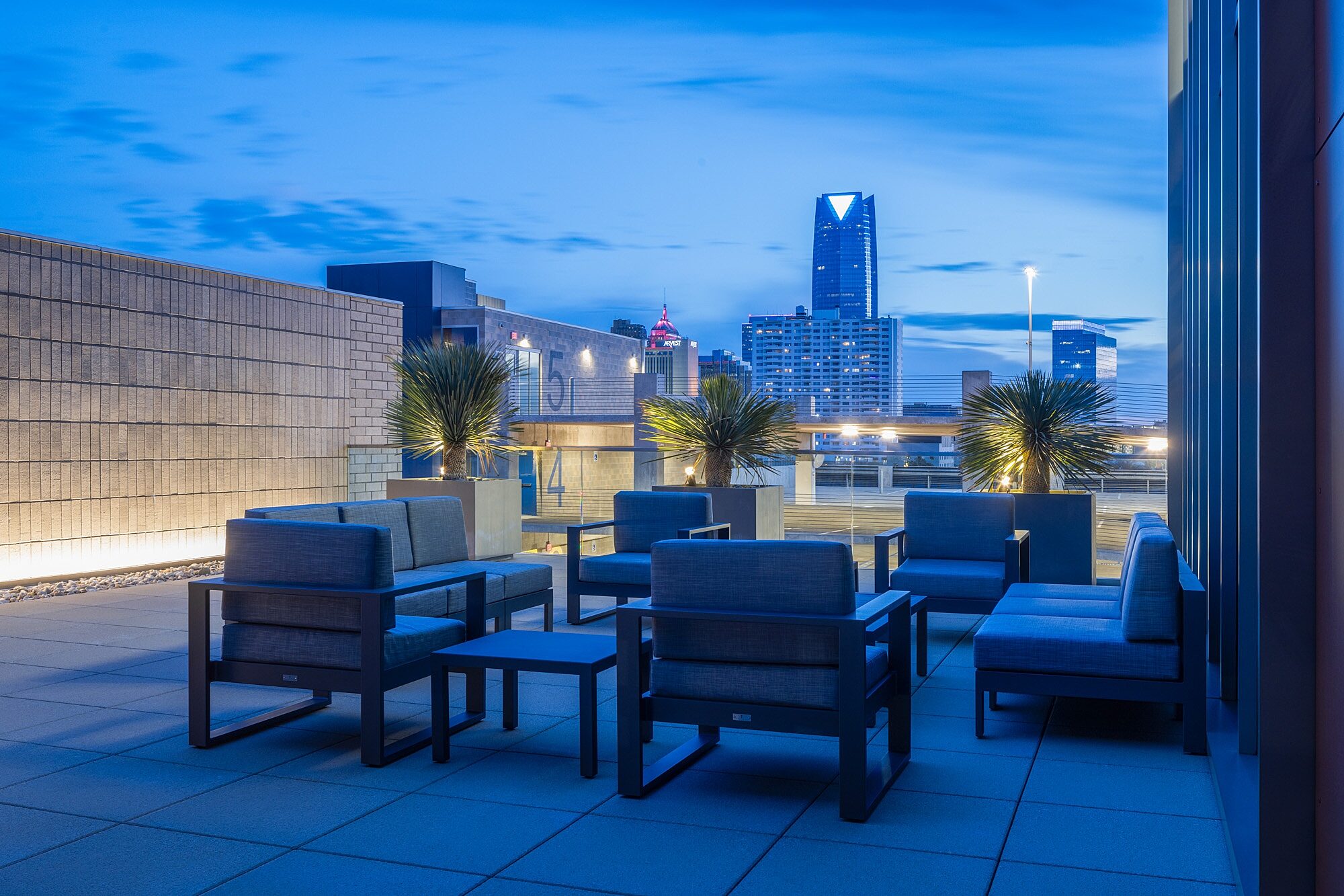 Phillips Murrah-Mel Willis-Patio-Night